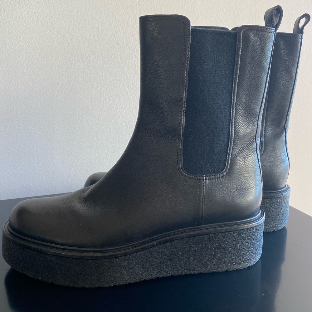 Vince Boots Brinton Black Leather Booties NWOT